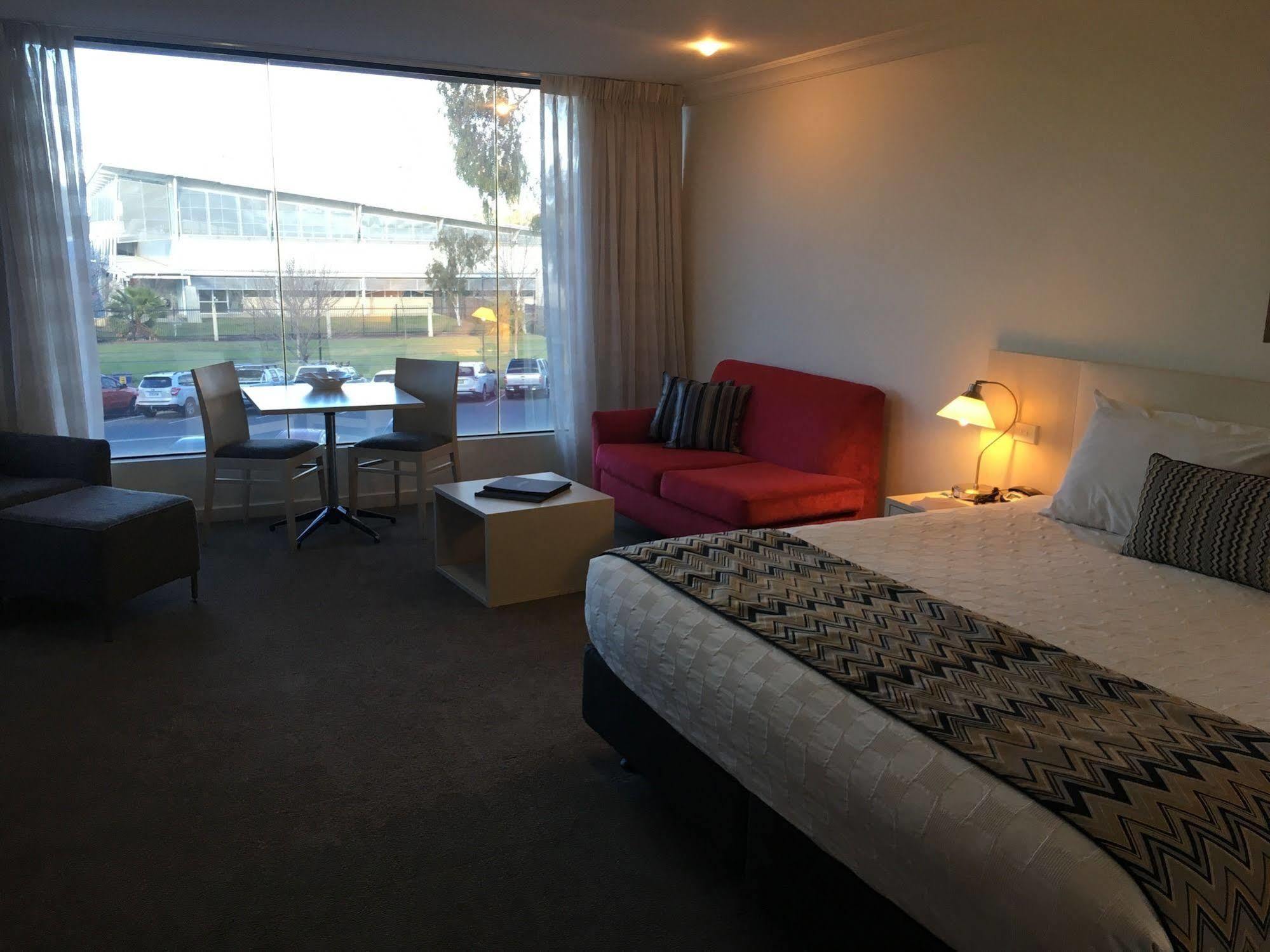 Townhouse Hotel Wagga Wagga Exterior photo